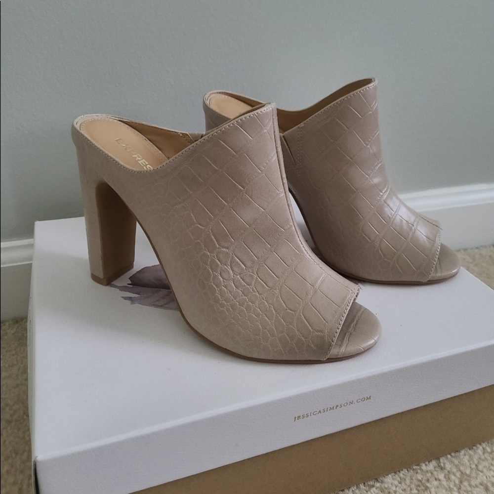 Express Heels